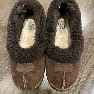 UGG slipper